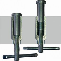 GATO APRIETO PIHER F-600